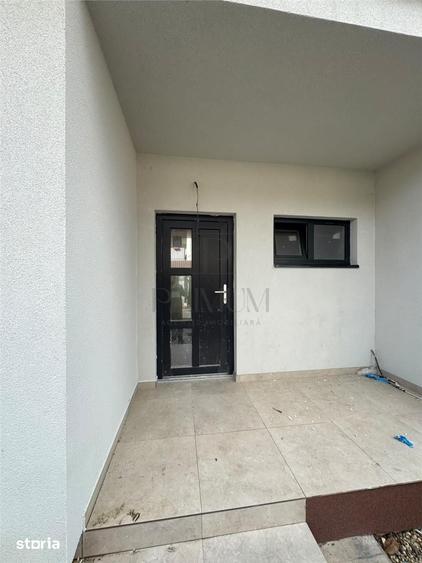Casă cu 3 camere cu Teren 260 Mp în Moșnița Nouă