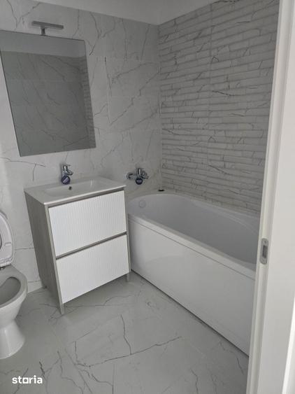 Garsonieră decomandată în Bucium