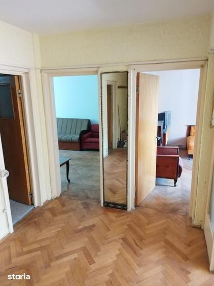 Apartament cu 3 camere în Central