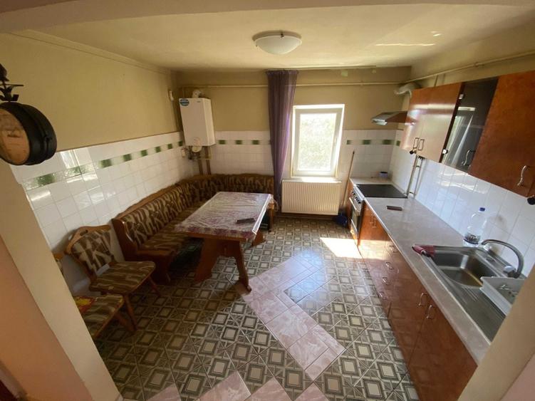 Apartament cu 2 camere semidecomandat, mobilat în Freidorf