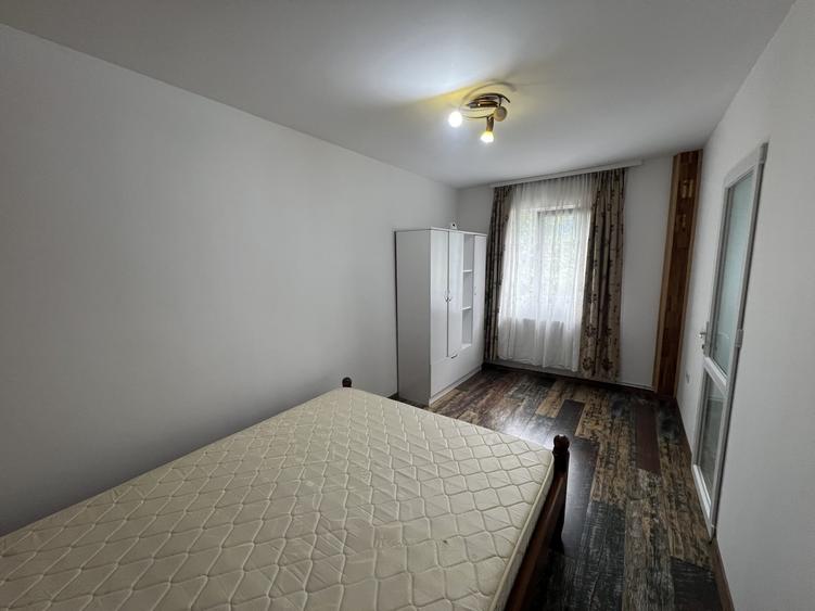 Apartament cu 2 camere nedecomandat, mobilat în Alecu Russo