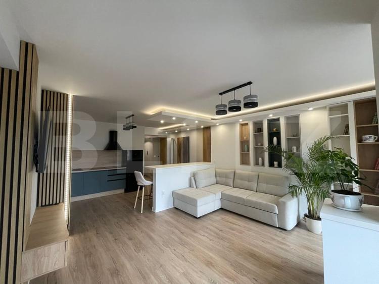 Apartament cu 2 camere semidecomandat, mobilat în Dâmbul Rotund