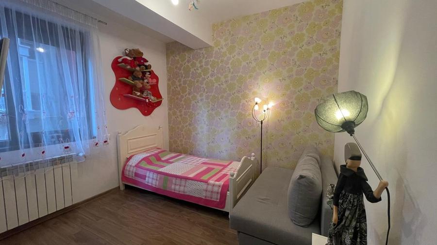 Inchiriere 3 camere - Decebal - bloc boutique - 18