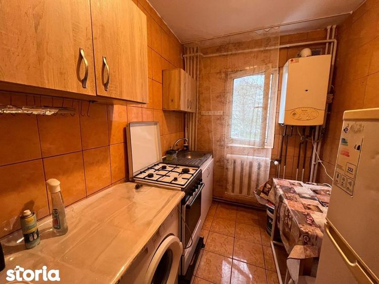 Apartament cu 2 camere semidecomandat, mobilat în Alexandru cel Bun