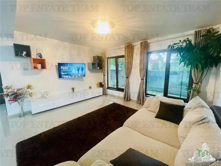 Casă individuală cu 7 camere cu Teren 823 Mp în Corbeanca