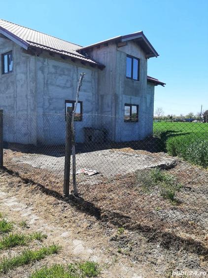 Casă cu Teren 3400 Mp în Ivanda