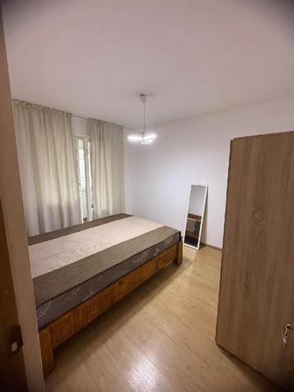 Apartament cu 2 camere semidecomandat, mobilat în Blașcovici
