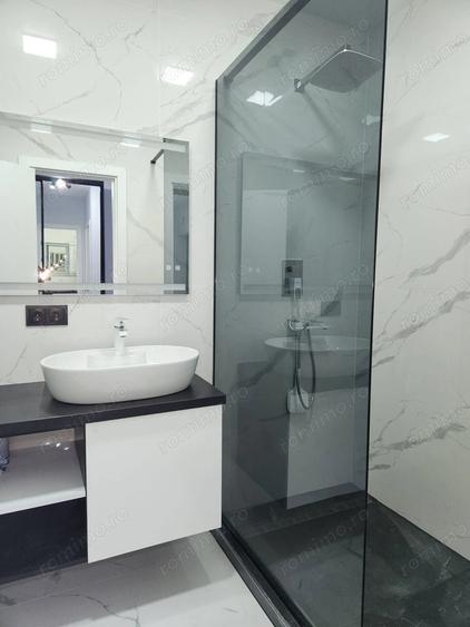 Apartament cu 2 camere decomandat în Decebal
