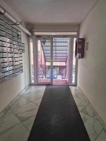 Apartament cu 3 camere decomandat în Militari