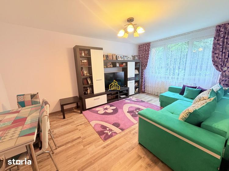 Apartament cu 4 camere decomandat în Rahova