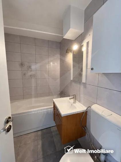 Apartament cu 2 camere semidecomandat, mobilat în Gheorgheni
