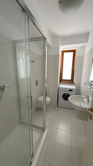 Apartament cu 3 camere decomandat în Calea Dumbrăvii