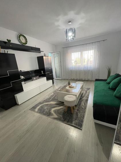 Apartament cu 2 camere, mobilat în Exterior Sud