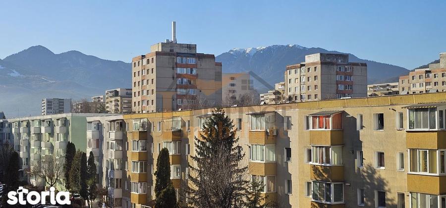Apartament cu 3 camere decomandat în Astra