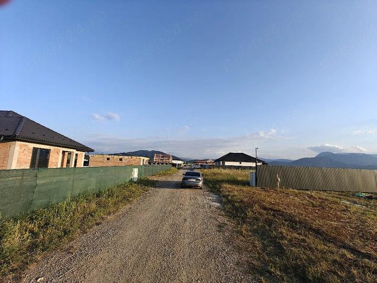 Teren de 781 mp, în Tărlungeni