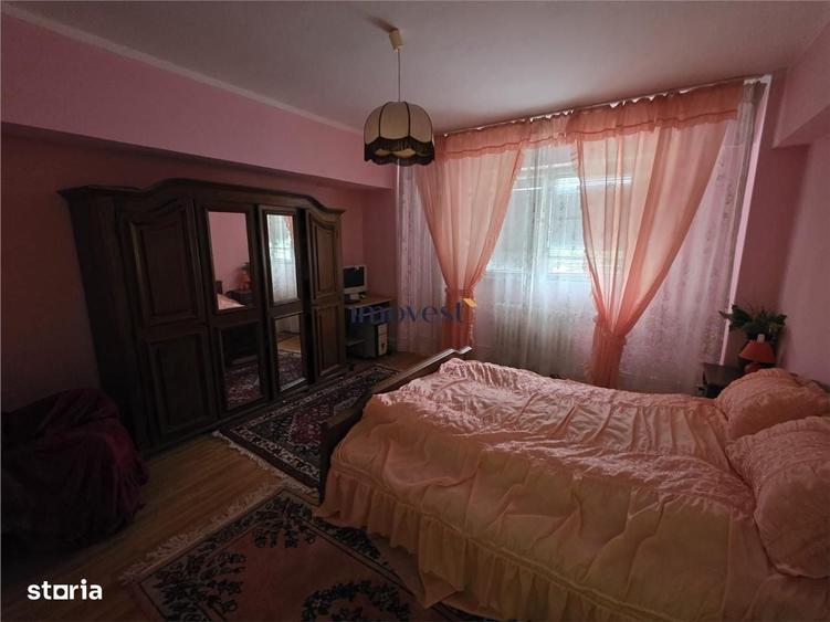 Apartament cu 4 camere în Lucian Blaga