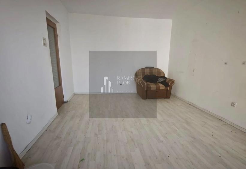 Garsonieră decomandată în Sălăjan