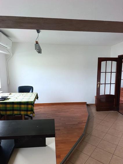 4 camere Calea Romanului - 9