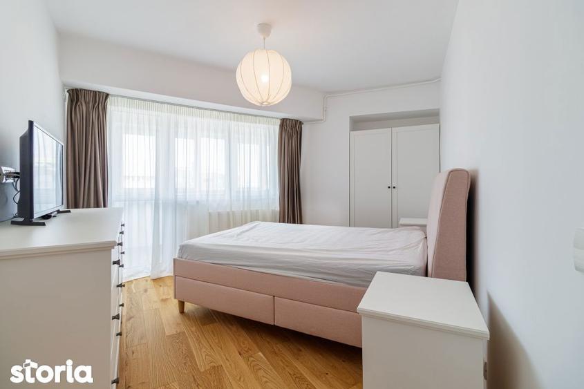 Apartament cu 4 camere decomandat, mobilat în Pantelimon
