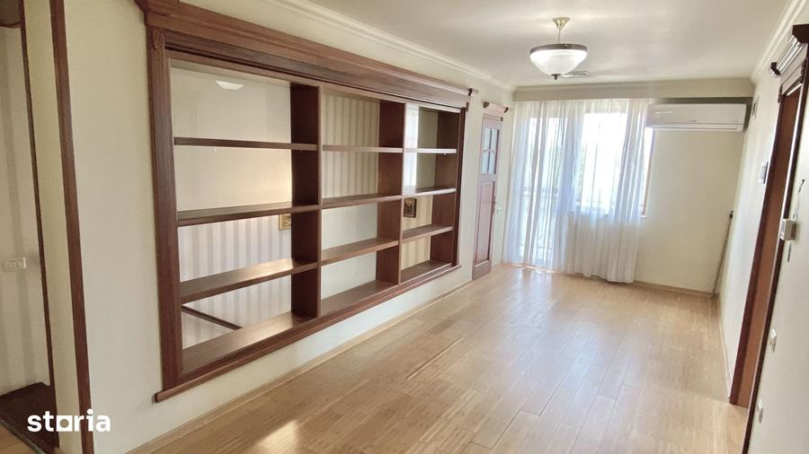 Casă cu Teren 1234 Mp în Nufărul