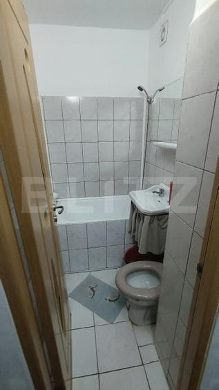 Garsonieră decomandată, mobilată în Iosia