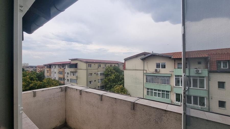 Garsonieră semidecomandată în Central