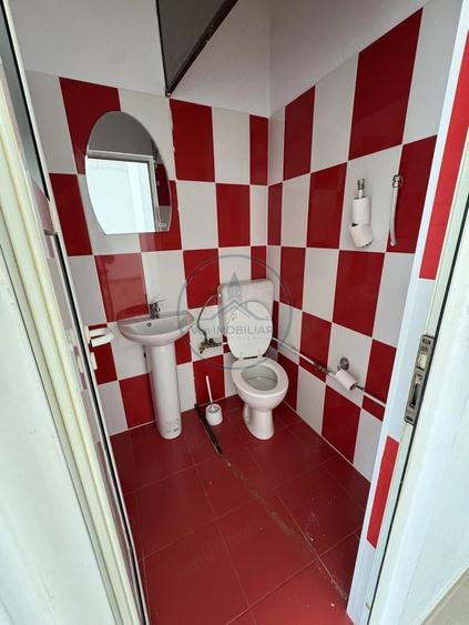 Spațiu comercial, de 60 mp, în Central