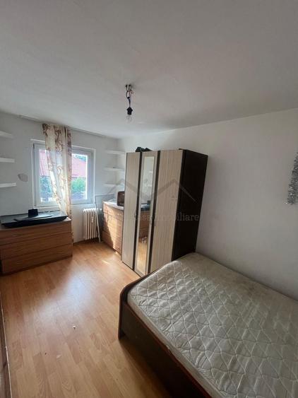 Apartament cu 2 camere nedecomandat în Podu Roș