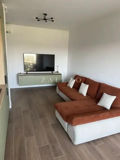Apartament cu 2 camere semidecomandat, mobilat în Torontalului