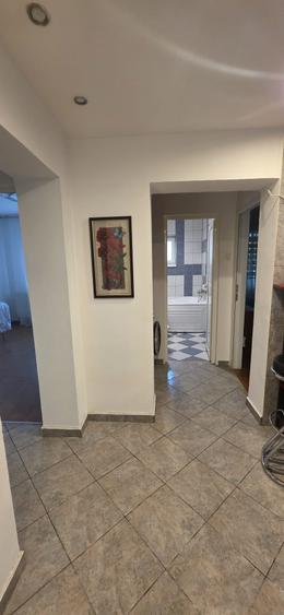 Apartament cu 2 camere decomandat în Târgu Cucu