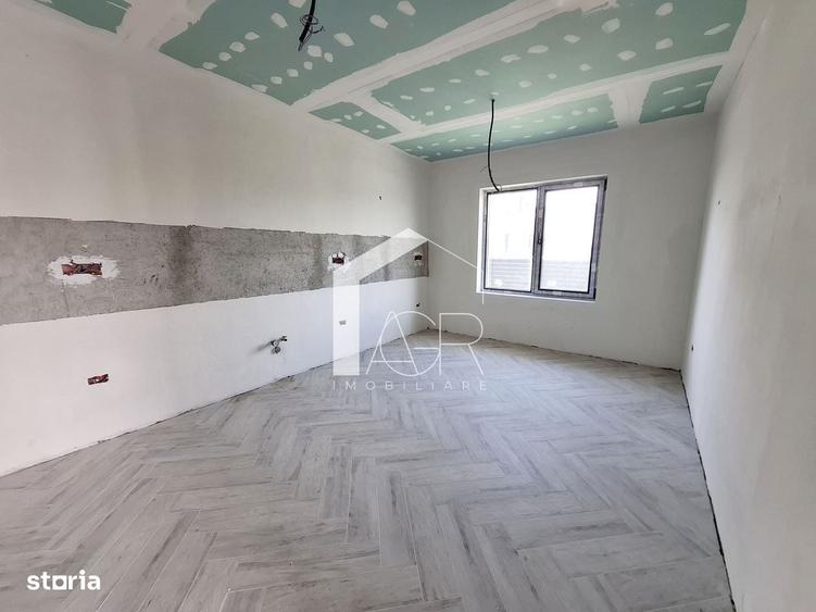 Casă cu 4 camere în Păulești