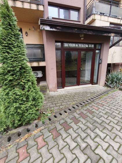 Spațiu comercial, de 85 mp, în Florești