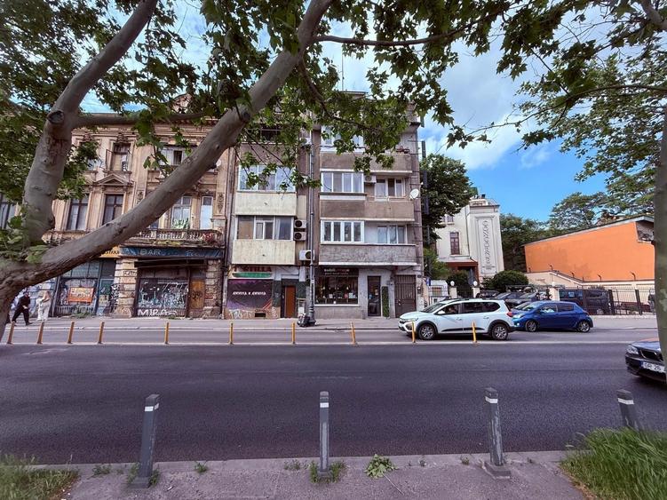 Spațiu comercial, de 92.839996337891 mp, în Centrul Istoric