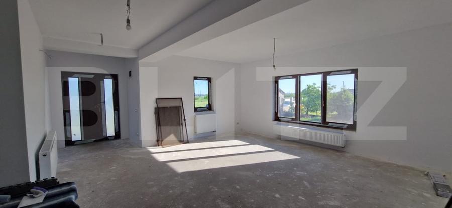 Casă individuală cu 3 camere cu Teren 625 Mp în Șimnicu de Sus