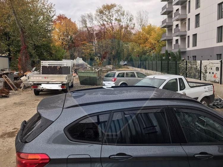 Teren Construcții intravilan de 1383 mp, în Regie