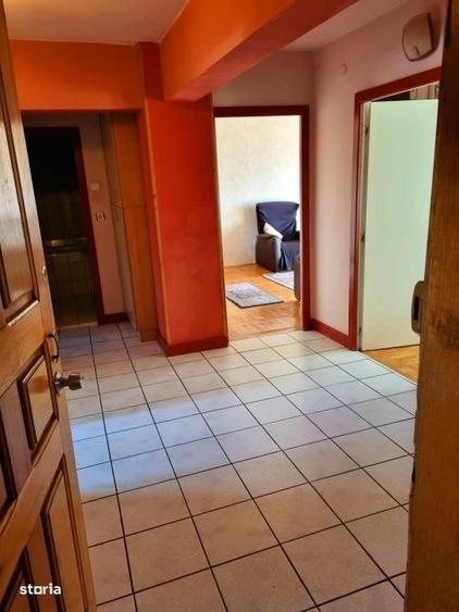 Apartament cu 4 camere în Central