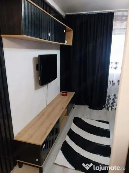 Garsonieră decomandată în Micro 40