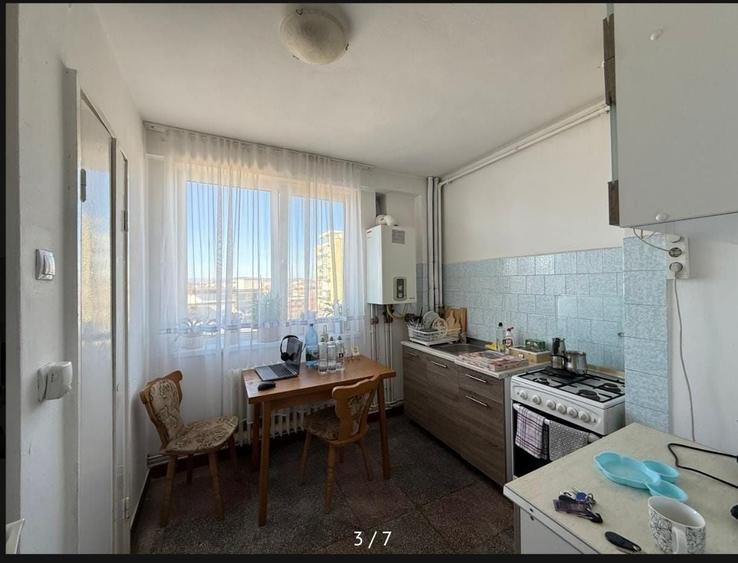 Apartament cu 2 camere semidecomandat în Dosu Bricii