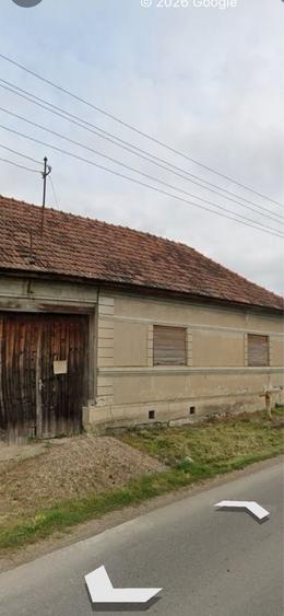 Casă cu 4 camere în Petreasa