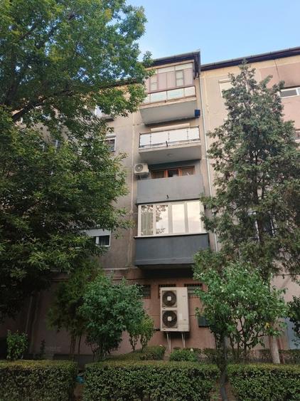 Apartament cu 2 camere semidecomandat în Iosia