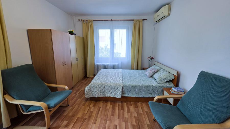Garsonieră decomandată în Vitan