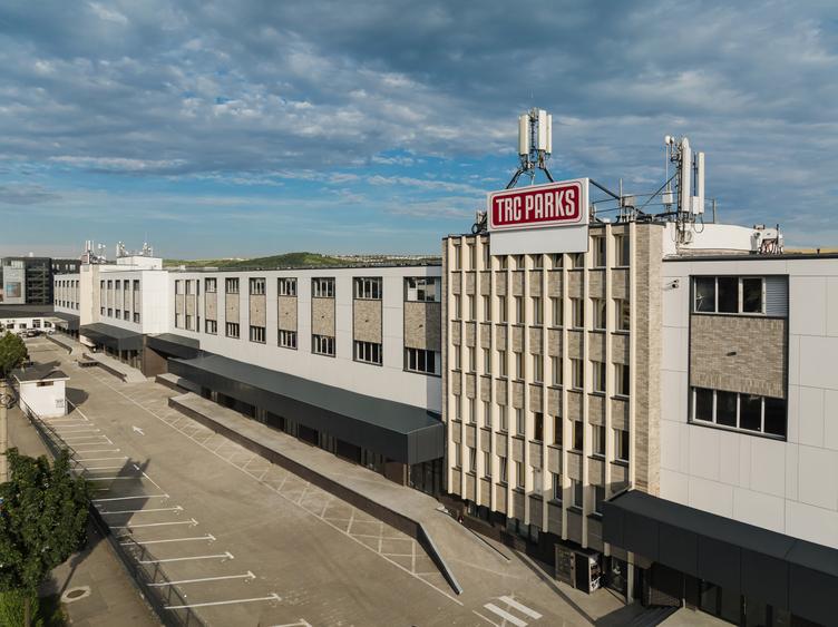 Spațiu industrial, de 168 mp, în Aeroport