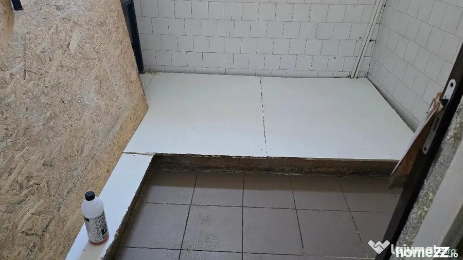 Spațiu comercial, de 70 mp, în Decebal