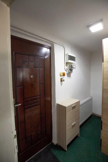 Garsonieră semidecomandată în Domenii