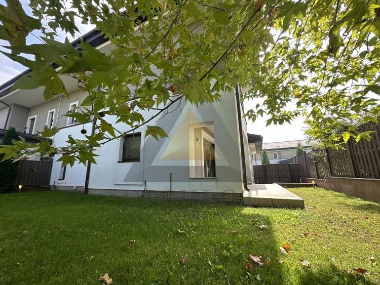 Duplex cu 7 camere cu Piscina în Pipera