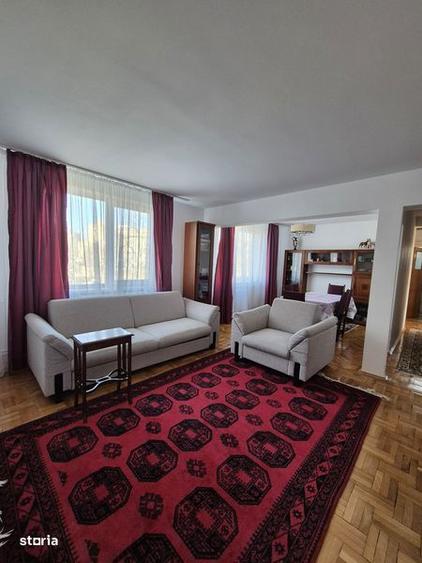Apartament cu 4 camere în Tomis Nord