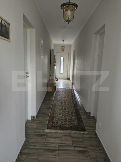 Casă individuală cu 12 camere cu Canalizare în Luduș