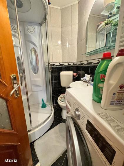 Apartament cu 3 camere decomandat în Mioriței