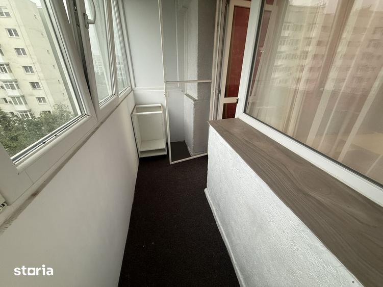 Apartament cu 2 camere semidecomandat, mobilat în Pantelimon