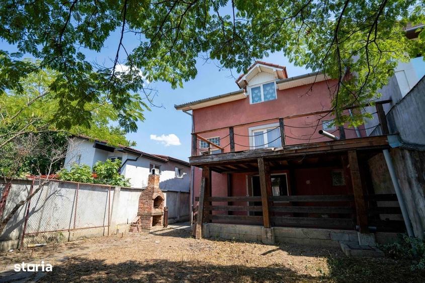 Casă cu 4 camere în Salca